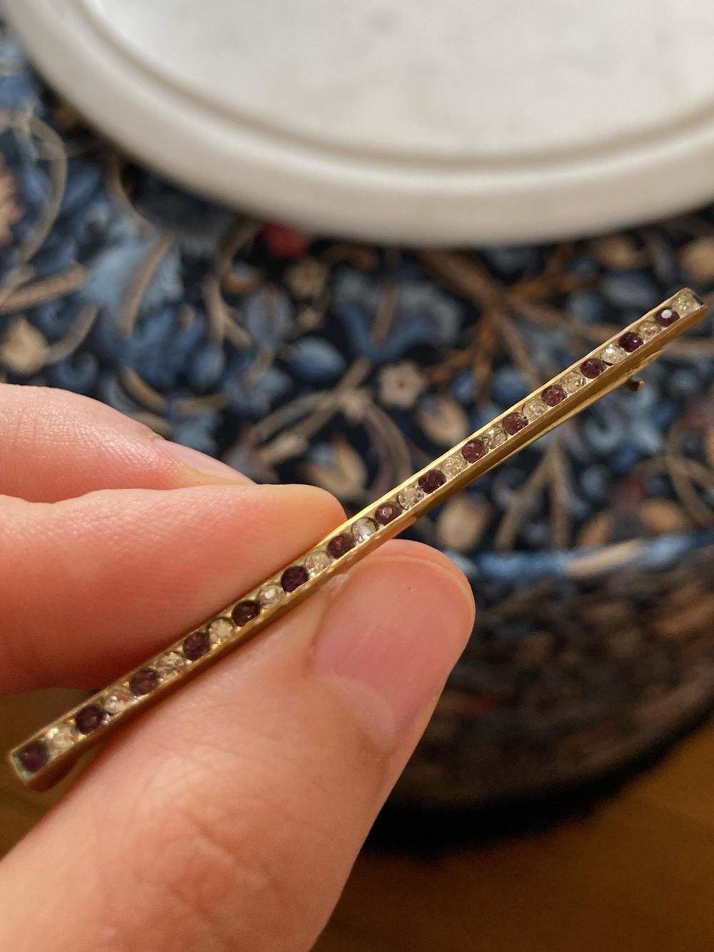 Antique Victorian Paste Stone Gold Gilt Bar Brooch - Picture 6 of 11